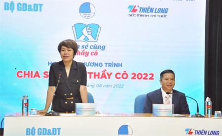 Tuyên dương hơn 400 giáo viên có nhiều đóng góp trong sự nghiệp giáo dục