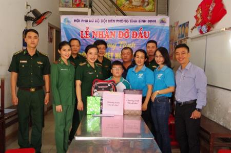 Nhận đỡ đầu trẻ mồ côi trong Chương trình “Mẹ đỡ đầu, kết nối yêu thương”