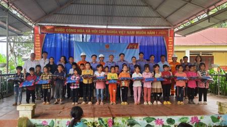 Chung tay vì người nghèo trên biên giới tỉnh Lào Cai