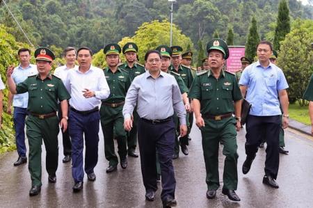 Thủ tướng Chính phủ Phạm Minh Chính thăm BĐBP tỉnh Lào Cai
