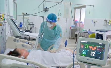Ngày 12/9: Số ca mắc mới Covid-19 tăng, 1 trường hợp tử vong