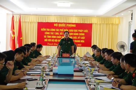 Kiểm tra công tác giáo dục pháp luật, buôn lậu, xử lý vi phạm hành chính và tình hình chấp hành pháp luật, kỷ luật tại BĐBP Thanh Hóa