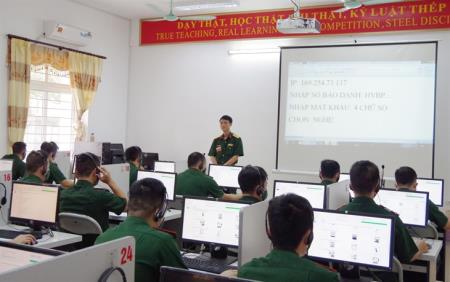 Tiếp tục đổi mới, nâng cao chất lượng giáo dục, đào tạo trong Quân đội