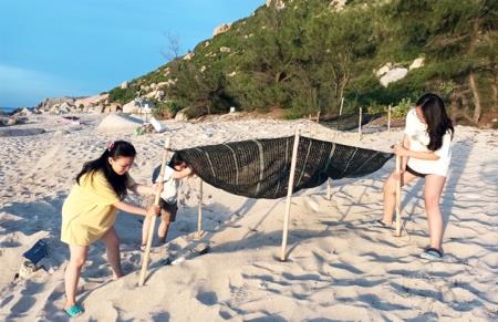 “Truyền lửa” bảo vệ môi trường biển