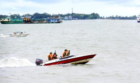 Đấu tranh có hiệu quả với các loại tội phạm qua biên giới