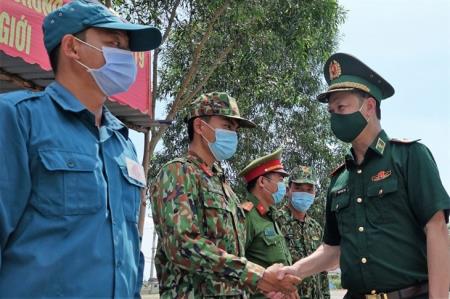 Tăng cường kỷ luật, kỷ cương, đảm bảo an toàn về mọi mặt, xây dựng đơn vị vững mạnh toàn diện