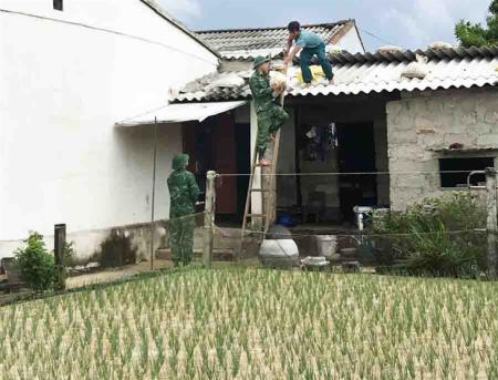 Quân dân miền Trung chạy đua ứng phó siêu bão
