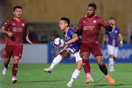 Cuộc đua V.League đã đến những khúc quanh khó lường