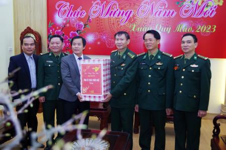 Chủ tịch UBND tỉnh Thái Bình, Thừa Thiên Huế, Phú Yên thăm, chúc Tết cán bộ, chiến sĩ BĐBP và nhân dân khu vực biên giới