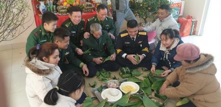 Đồn Biên phòng Thanh Lân tổ chức chương trình "Tết sum vầy" cùng nhân dân trên đảo