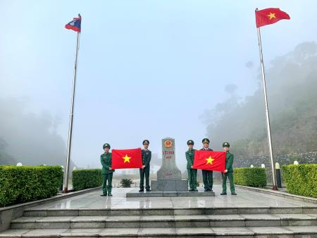 Thiêng liêng Lễ chào cờ đầu năm mới Qúy Mão 2023
