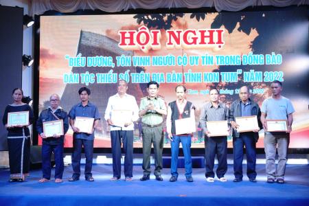 Những đại thụ của làng: Nỗ lực và trăn trở