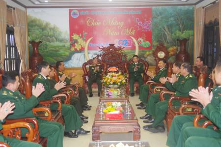 Bộ Chỉ huy Quân sự tỉnh Sekong, Lào thăm, chúc Tết cán bộ, chiến sĩ BĐBP tỉnh Quảng Nam