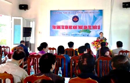 Để văn học nghệ thuật dân tộc thiểu số khởi sắc