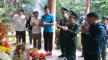 BĐBP Quảng Bình tổ chức chương trình “Hướng về nguồn”