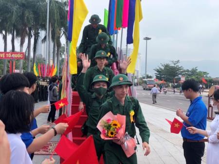 Chiến sĩ mới yên tâm, vững vàng trong môi trường quân ngũ