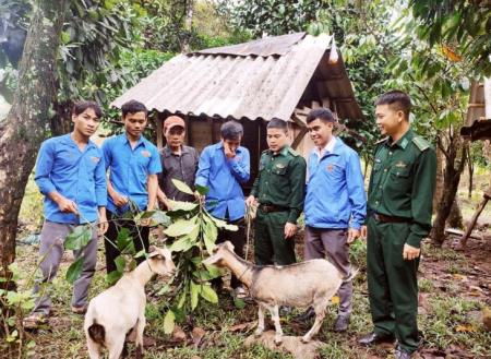 Khởi sắc trên phên dậu miền Tây Quảng Trị