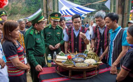 Sôi nổi "Ngày hội Biên phòng toàn dân" ở biên giới Quảng Nam