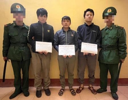 Khởi tố 4 đối tượng về hành mua bán, tàng trữ trái phép chất ma túy