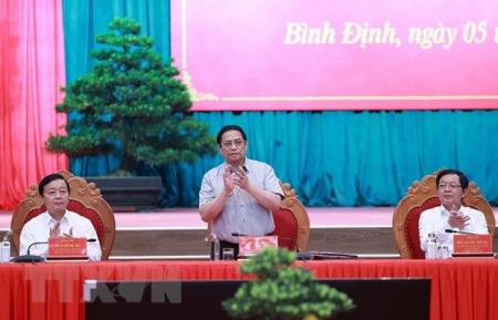 Thủ tướng: Bình Định cần phát huy tinh thần tự lực, tự cường