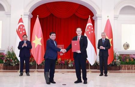 Việt Nam-Singapore tăng cường tin cậy chính trị, hợp tác kinh tế