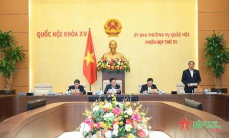 Ủy ban Thường vụ Quốc hội cho ý kiến về dự án Luật Quản lý, bảo vệ công trình quốc phòng và khu quân sự