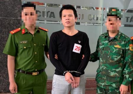 Đồn Biên phòng cửa khẩu quốc tế Tà Lùng bắt giữ đối tượng có lệnh truy nã