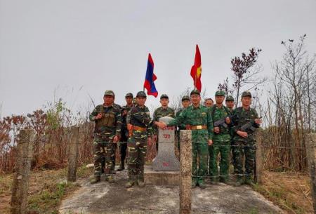 Tuần tra song phương tuyến biên giới Điện Biên - Luông Pha Băng