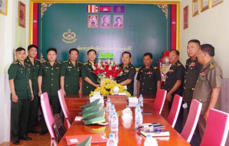 Bộ Chỉ huy BĐBP Đăk Nông, Bình Phước thăm, chúc Tết lực lượng vũ trang Campuchia