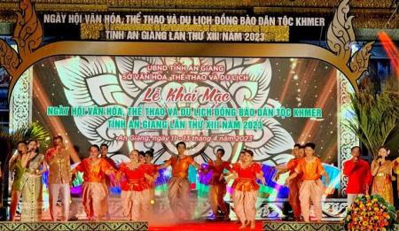 Khai mạc Ngày hội Văn hóa, Thể thao và Du lịch đồng bào dân tộc Khmer lần thứ XIII