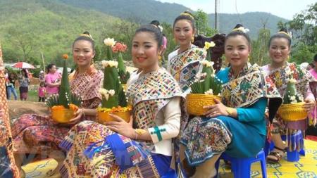 Lãnh đạo Đảng, Nhà nước gửi thư chúc mừng Năm mới Lào và Campuchia