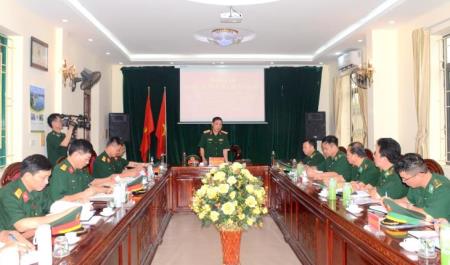 Đoàn công tác Tổng cục Kỹ thuật làm việc tại Xưởng Sửa chữa vũ khí trang bị kỹ thuật BĐBP