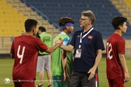 Huấn luyện viên Philippe Troussier và nhiệm vụ giải “bài toán khó”