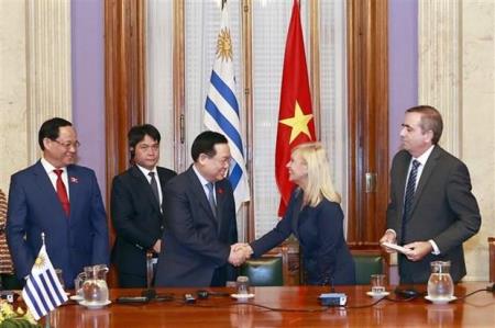 Tăng cường quan hệ hợp tác hữu nghị giữa Việt Nam và Uruguay