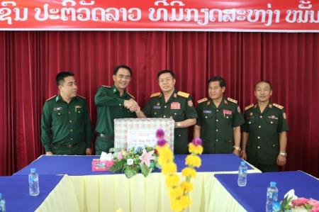 BĐBP Nghệ An thăm, chúc Tết lực lượng vũ trang tỉnh Bôlykhămxay, Lào