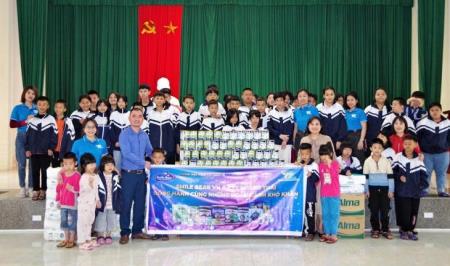 Những tấm lòng hướng về người nghèo biên giới