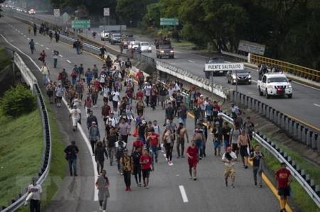 Mexico: Mỹ đã trục xuất hơn 2,8 triệu người di cư ở cửa khẩu biên giới