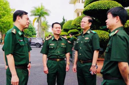 Thiếu tướng Nguyễn Anh Tuấn thăm, làm việc với BĐBP tỉnh Lai Châu