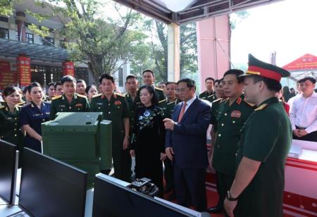 Thủ tướng Phạm Minh Chính dự Lễ trao Giải thưởng Tuổi trẻ sáng tạo trong Quân đội lần thứ 23