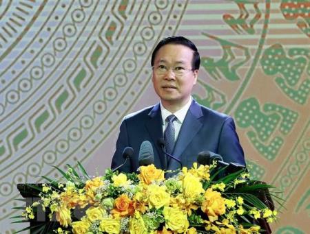 "Văn nghệ sỹ đóng vai trò then chốt, gìn giữ và phát triển văn hóa"
