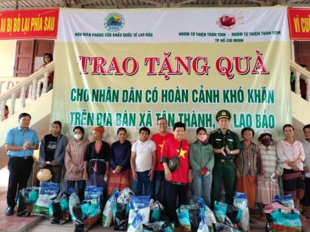 Nhiều hoạt động tri ân nhân dân khu vực biên giới Nghệ An, Quảng Trị