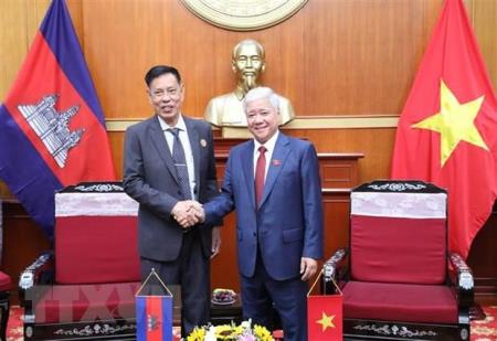 Tiếp tục xây dựng quan hệ đoàn kết, hữu nghị Việt Nam-Campuchia