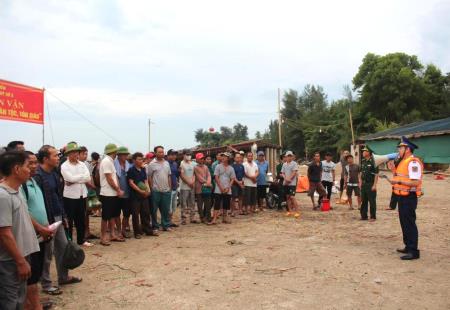 BĐBP Hà Tĩnh: Phối hợp truyền thông chống khai thác IUU cho ngư dân