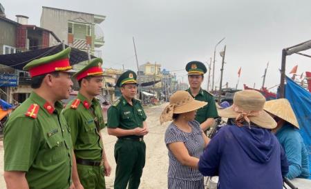 Đa dạng các hình thức tuyên truyền để ngư dân chủ động phòng, chống khai thác hải sản bất hợp pháp