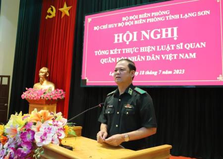 Đề nghị nghiên cứu, tăng tuổi phục vụ tại ngũ cho phù hợp để không lãng phí nguồn nhân lực