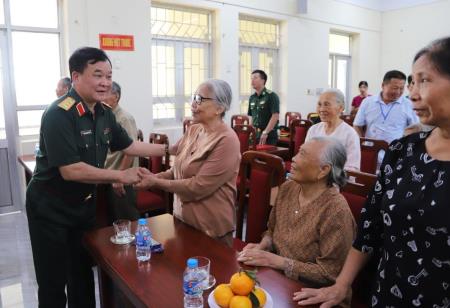 Đoàn công tác Quân ủy Trung ương, Bộ Quốc phòng tổ chức các hoạt động tri ân tại Quảng Ninh, Hải Dương