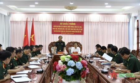 Thượng tướng Phùng Sĩ Tấn thăm, kiểm tra tại BĐBP Bến Tre
