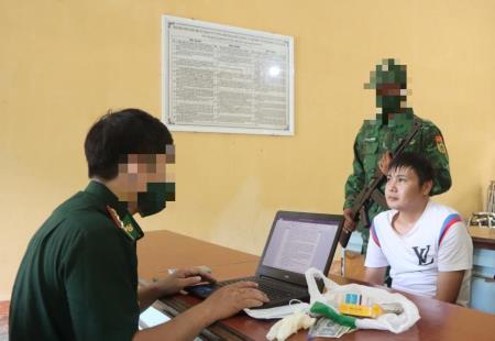 Bắt đối tượng mua ma túy để mang sang Campuchia sử dụng