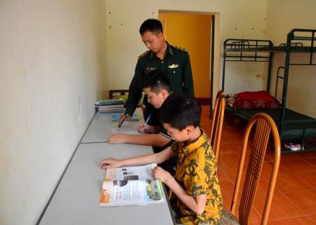 Hạnh phúc trong mái ấm Biên phòng