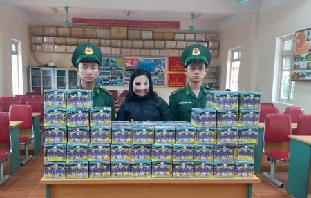 Bắt đối tượng người nước ngoài vận chuyển số lượng lớn pháo vào Việt Nam